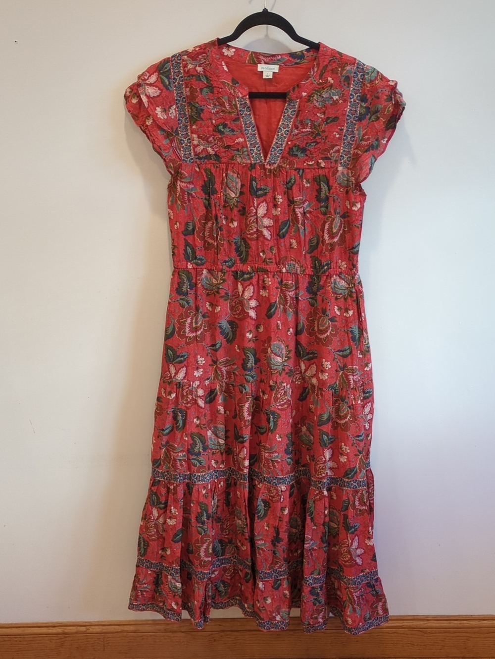 Western Boho Whimsy Cottage Sundance Red Blue Floral Maxi Dress Size Large EUC